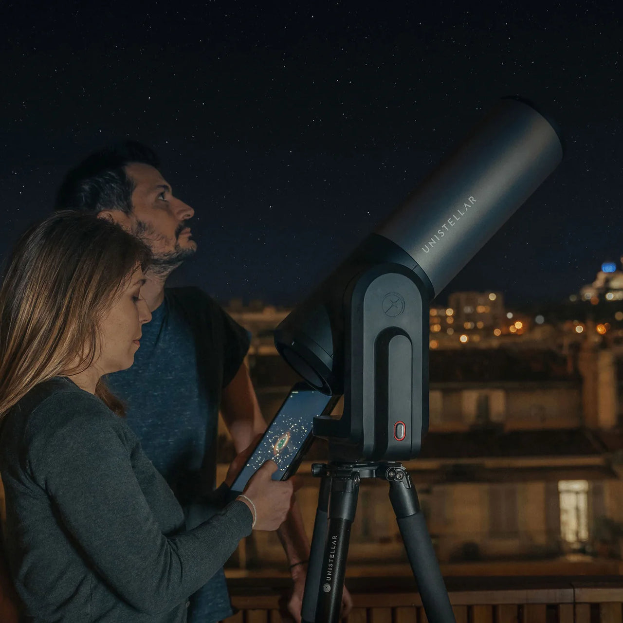 Unistellar eQuinox 2 & Backpack - Smart Telescope for light polluted cities